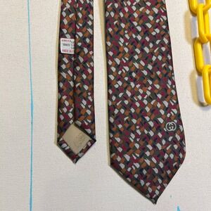 VTG Gucci 100% Silk Tie 3x58" Cravat Fashion Accessory 1990s 1995 Italy Origin